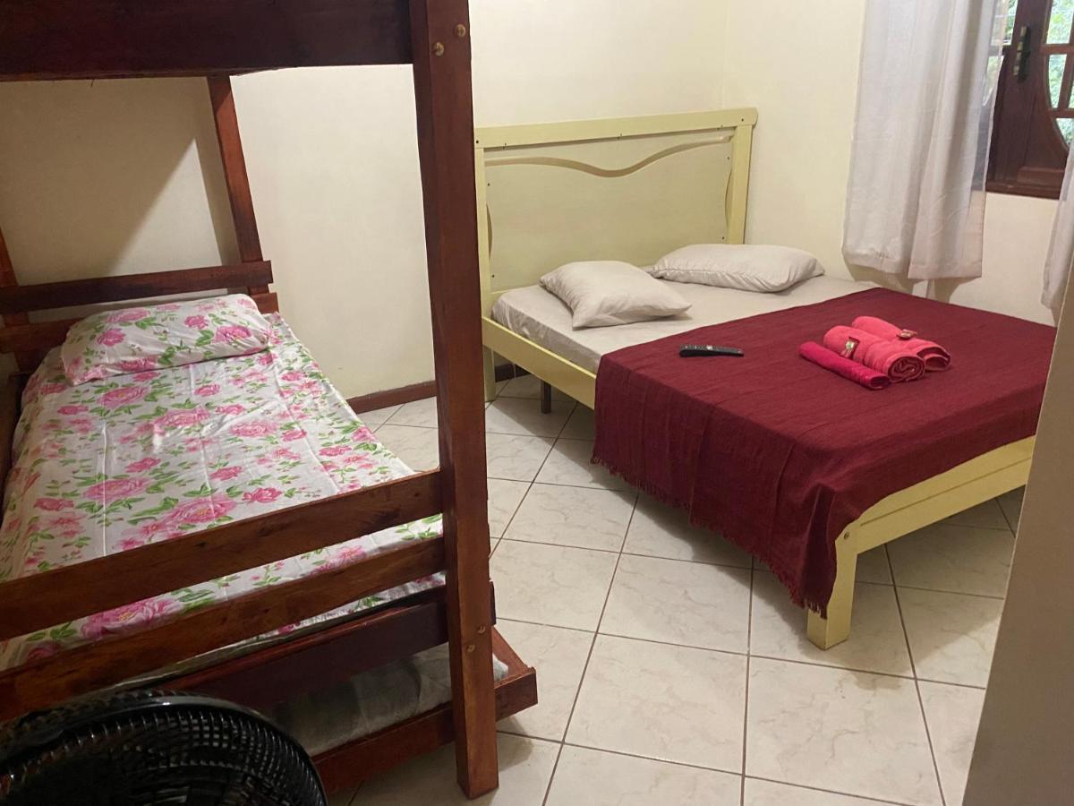 Pousada Suellen Casimiro de Abreu Exteriör bild