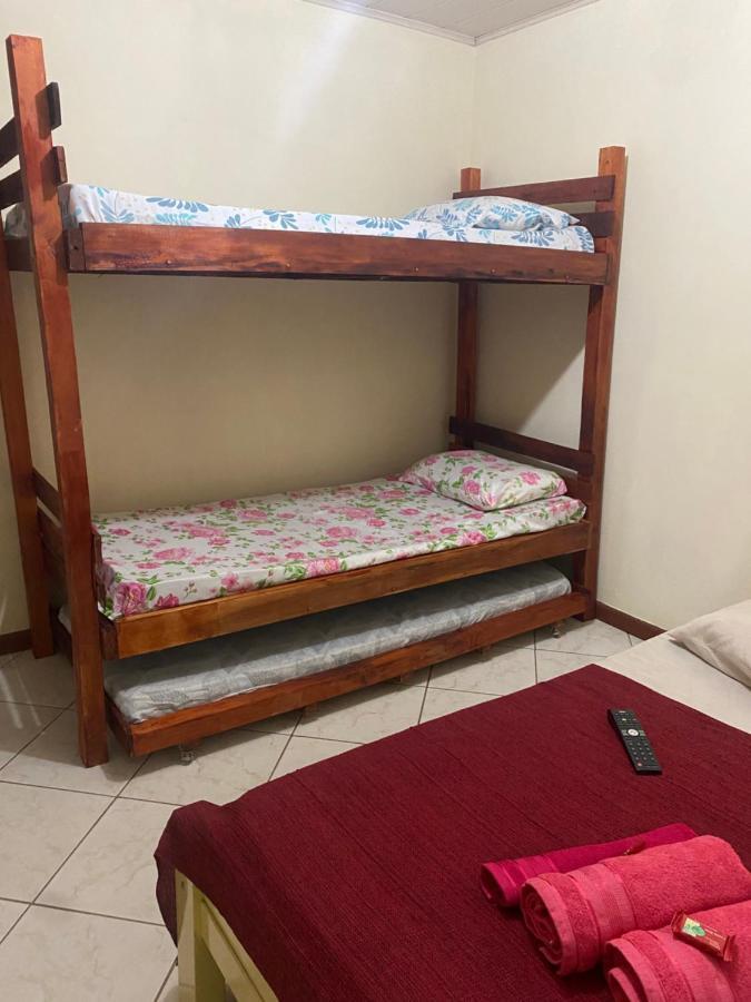 Pousada Suellen Casimiro de Abreu Exteriör bild